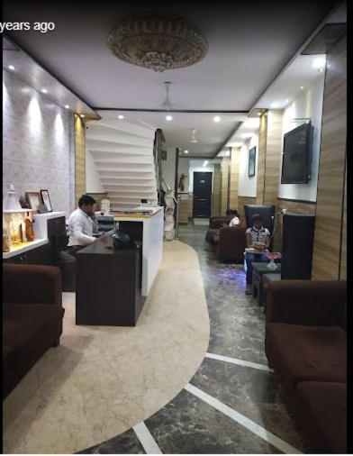 Tjs Royal Hotel Delhi Zewnętrze zdjęcie